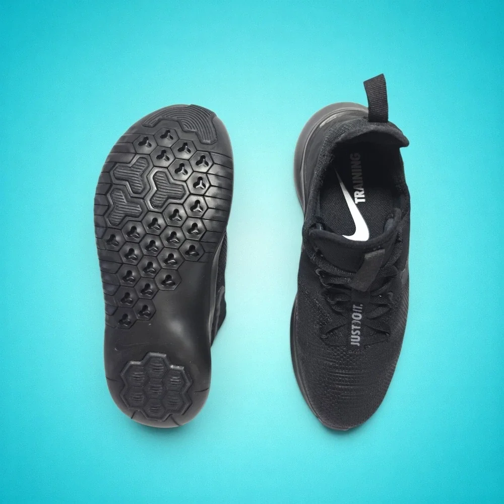 New Women's Nike Free‎ TR 8 Triple Black Shoes, Size 7